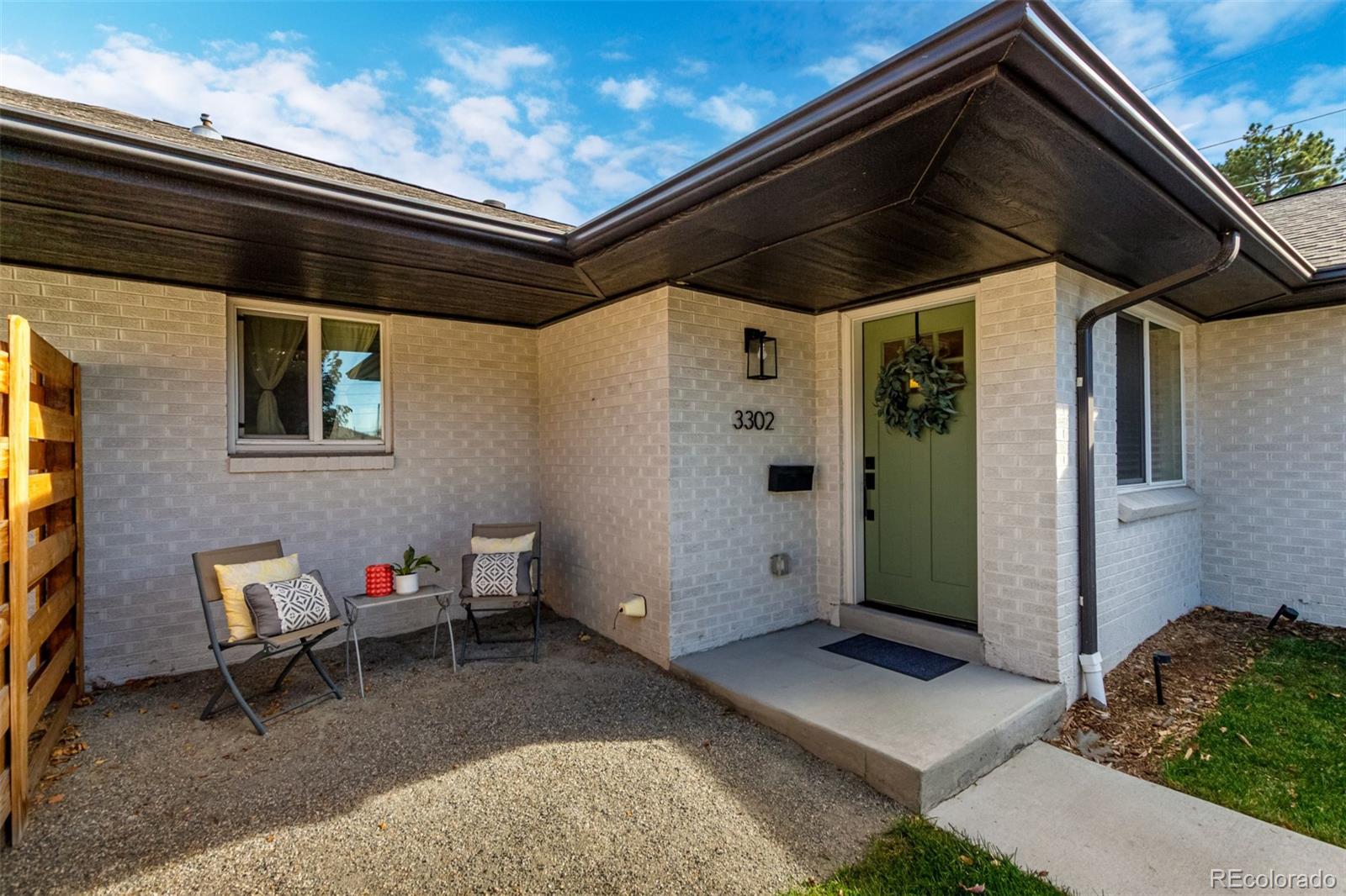3302 Jasmine Street