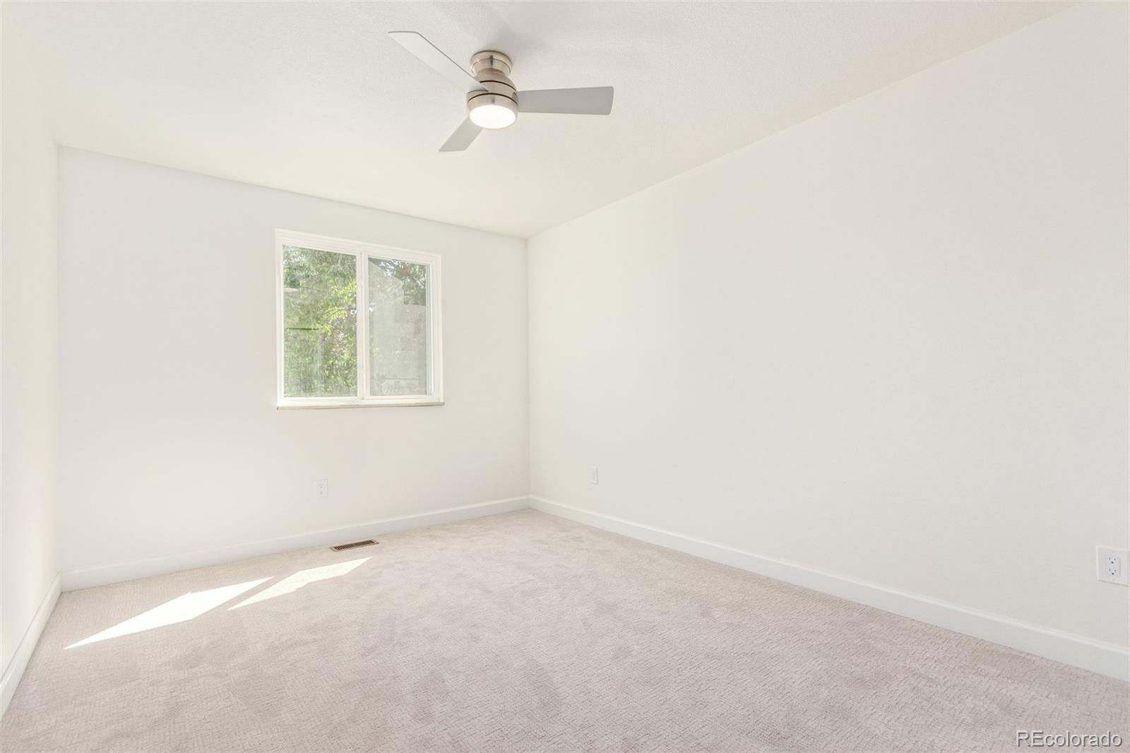 8783 W Quarto Avenue