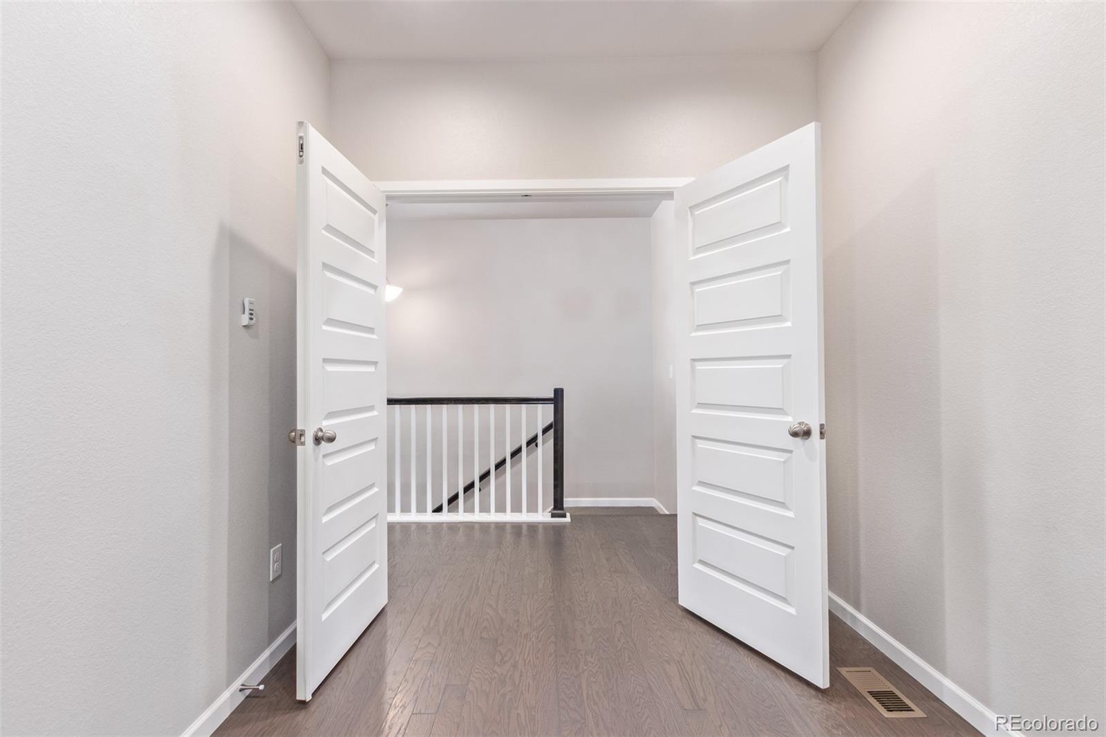 11808 Barrentine Loop