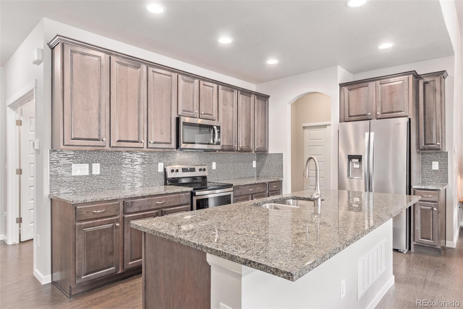 11808 Barrentine Loop