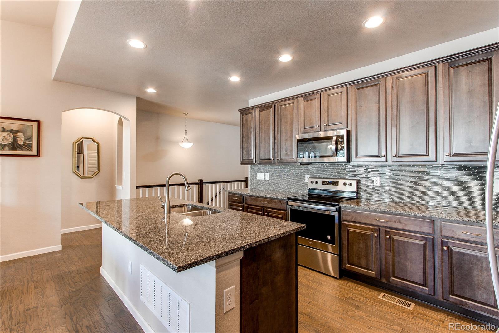 11808 Barrentine Loop