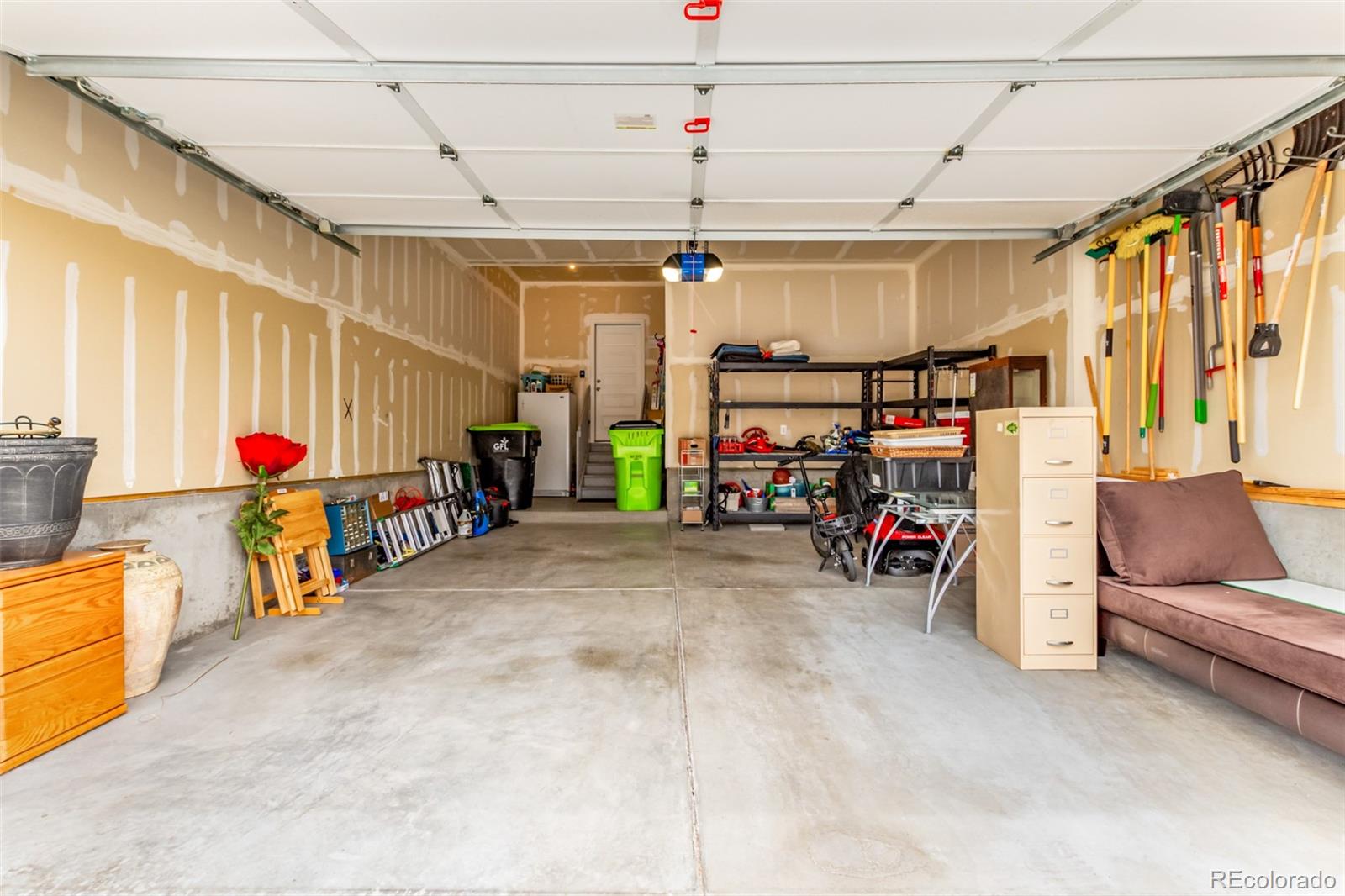 11808 Barrentine Loop