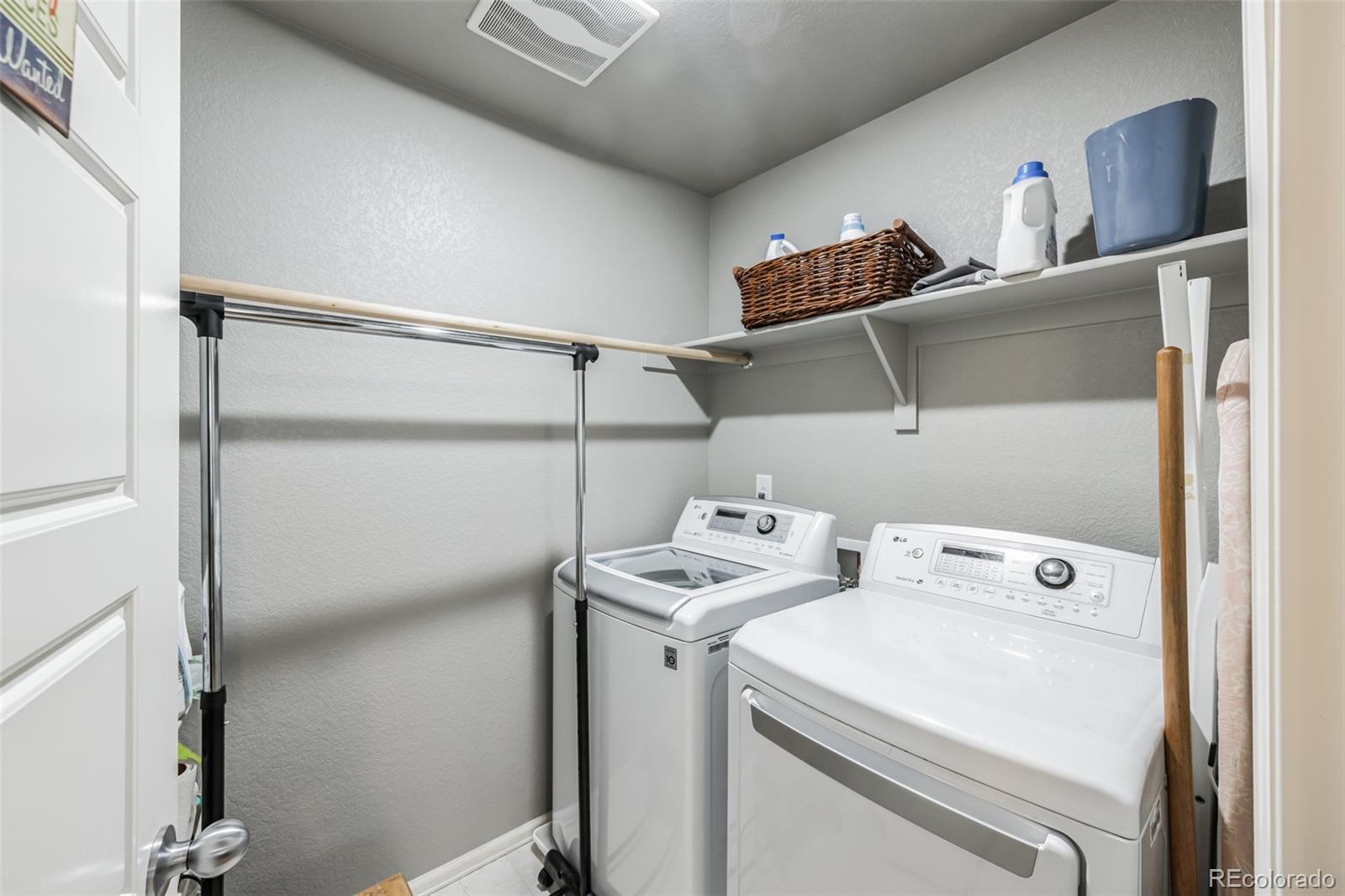 4890 S Sicily Street