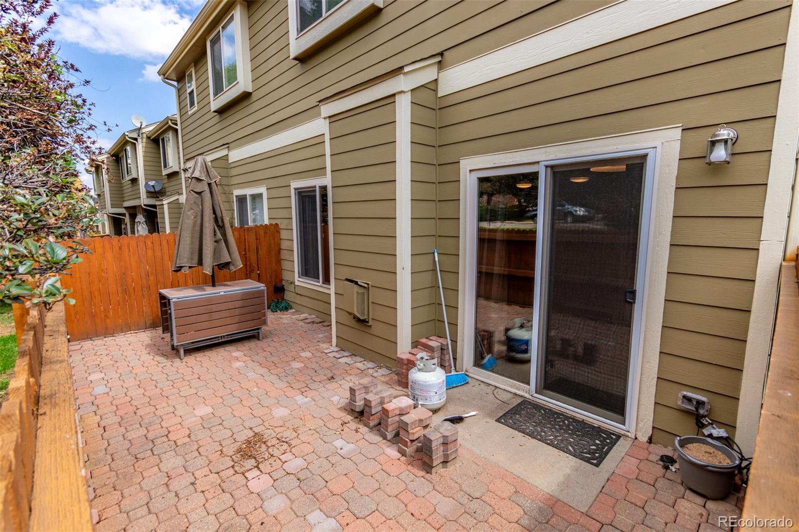 9052 Gale Boulevard Unit: 1