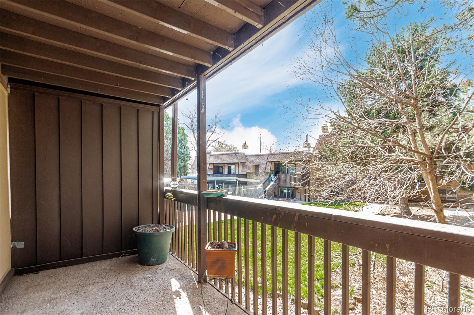 1390 Everett Court Unit: 220