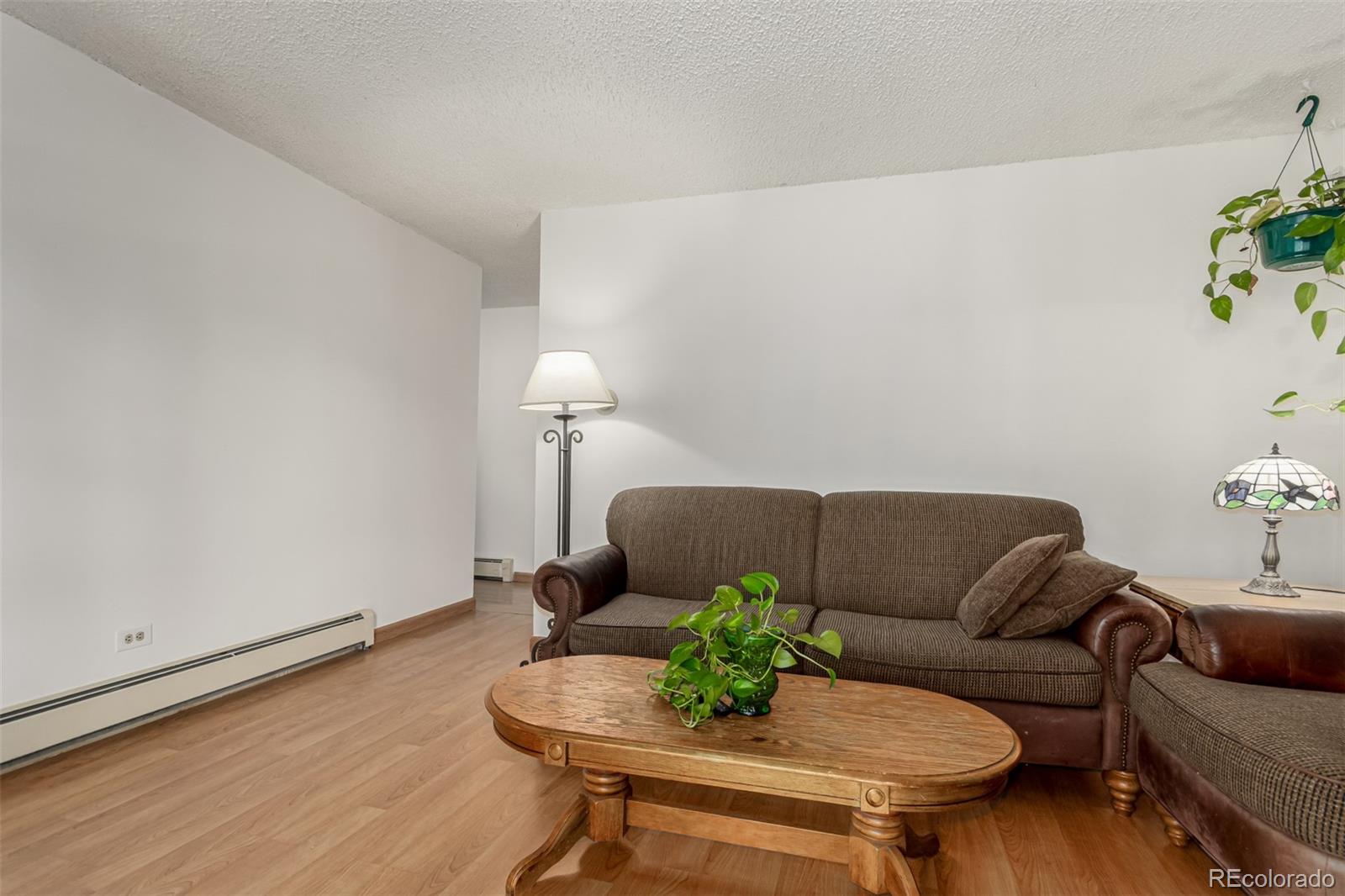 1390 Everett Court Unit: 220