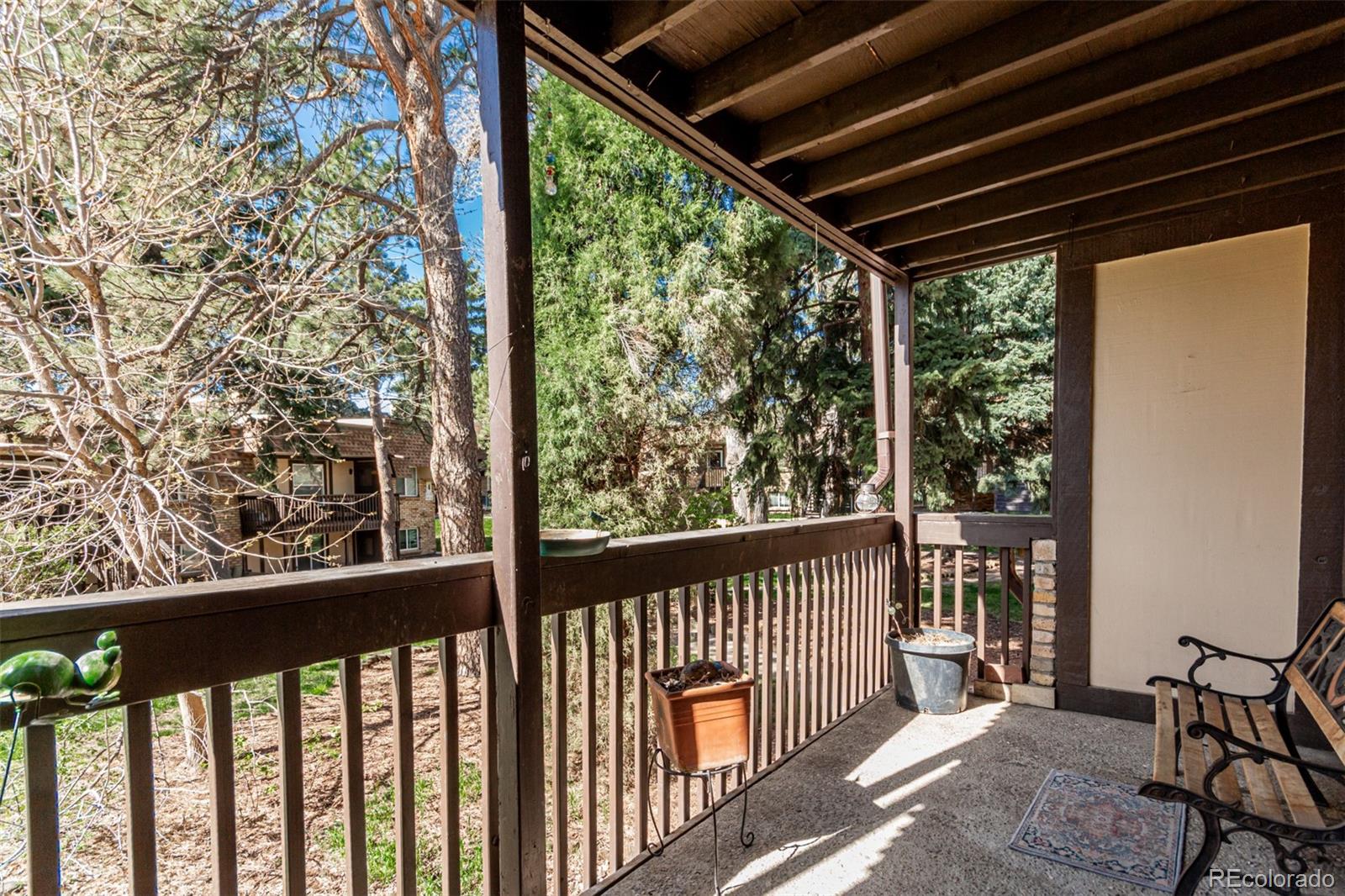 1390 Everett Court Unit: 220