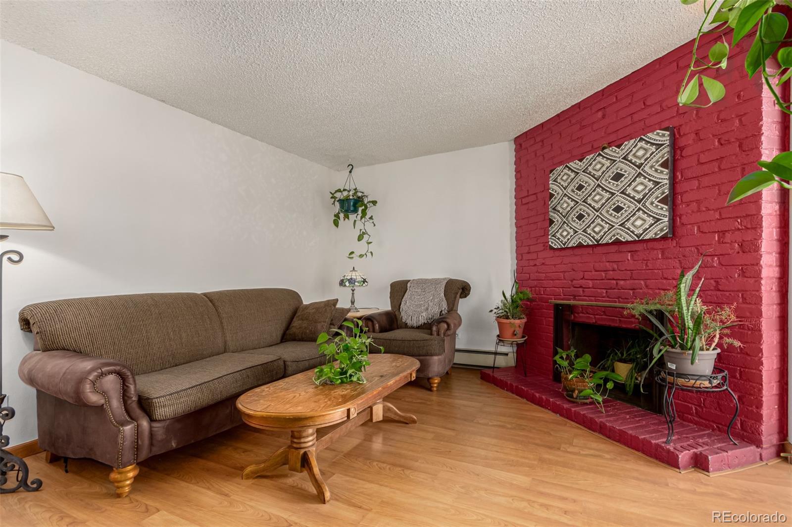 1390 Everett Court Unit: 220