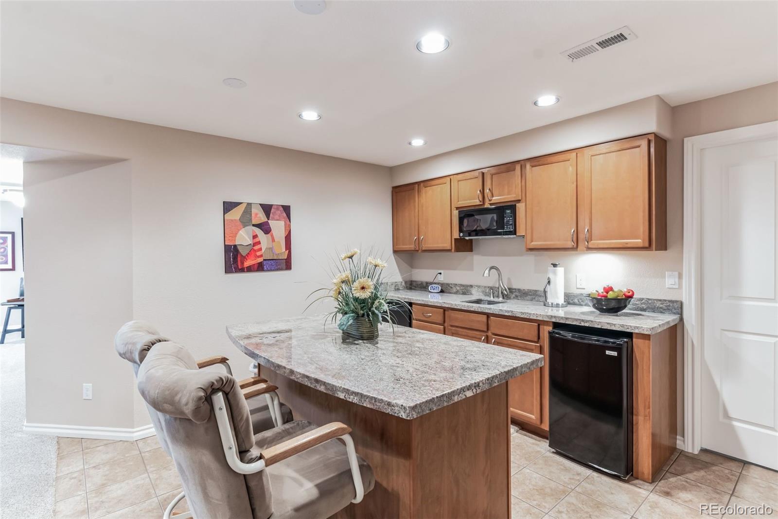 6424 S Abilene Street