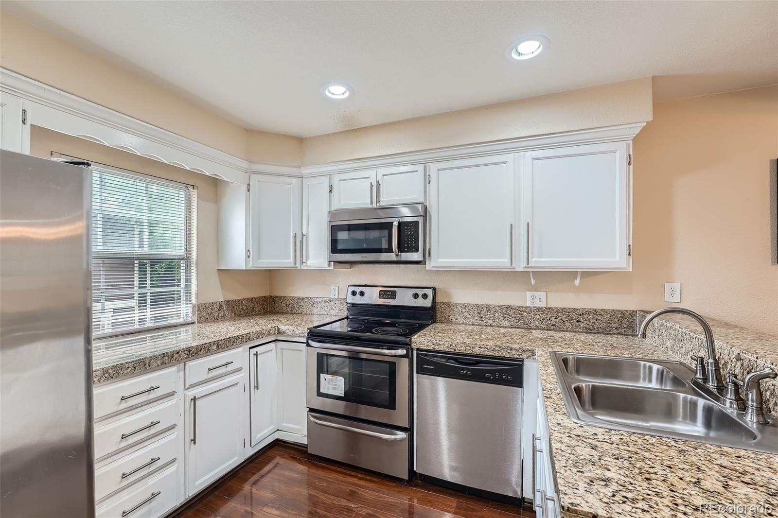 2004 S Helena Street Unit: H