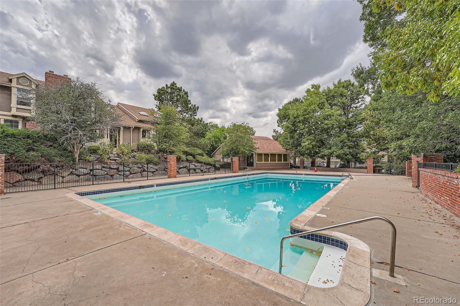 2004 S Helena Street Unit: H