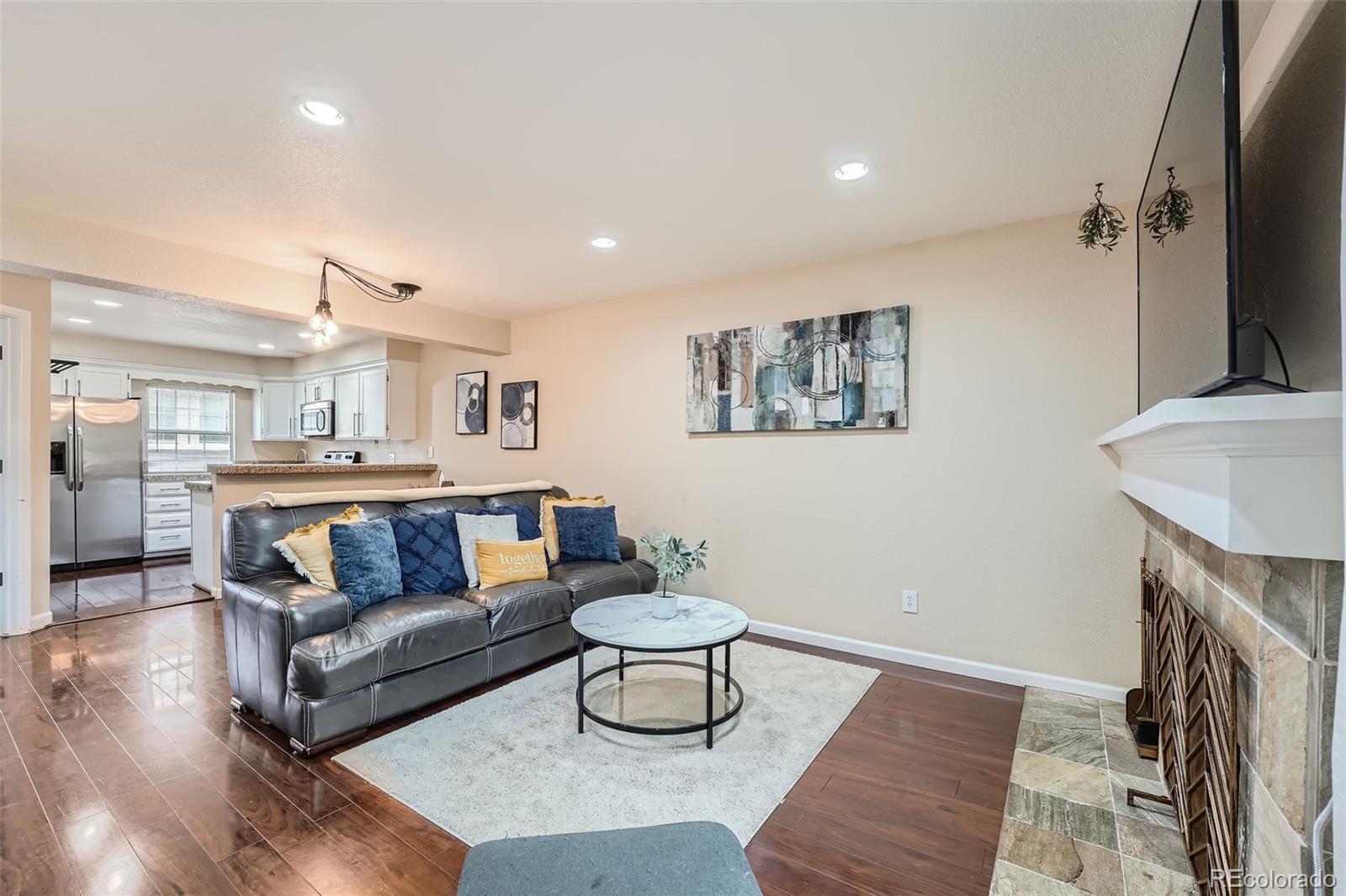 2004 S Helena Street Unit: H