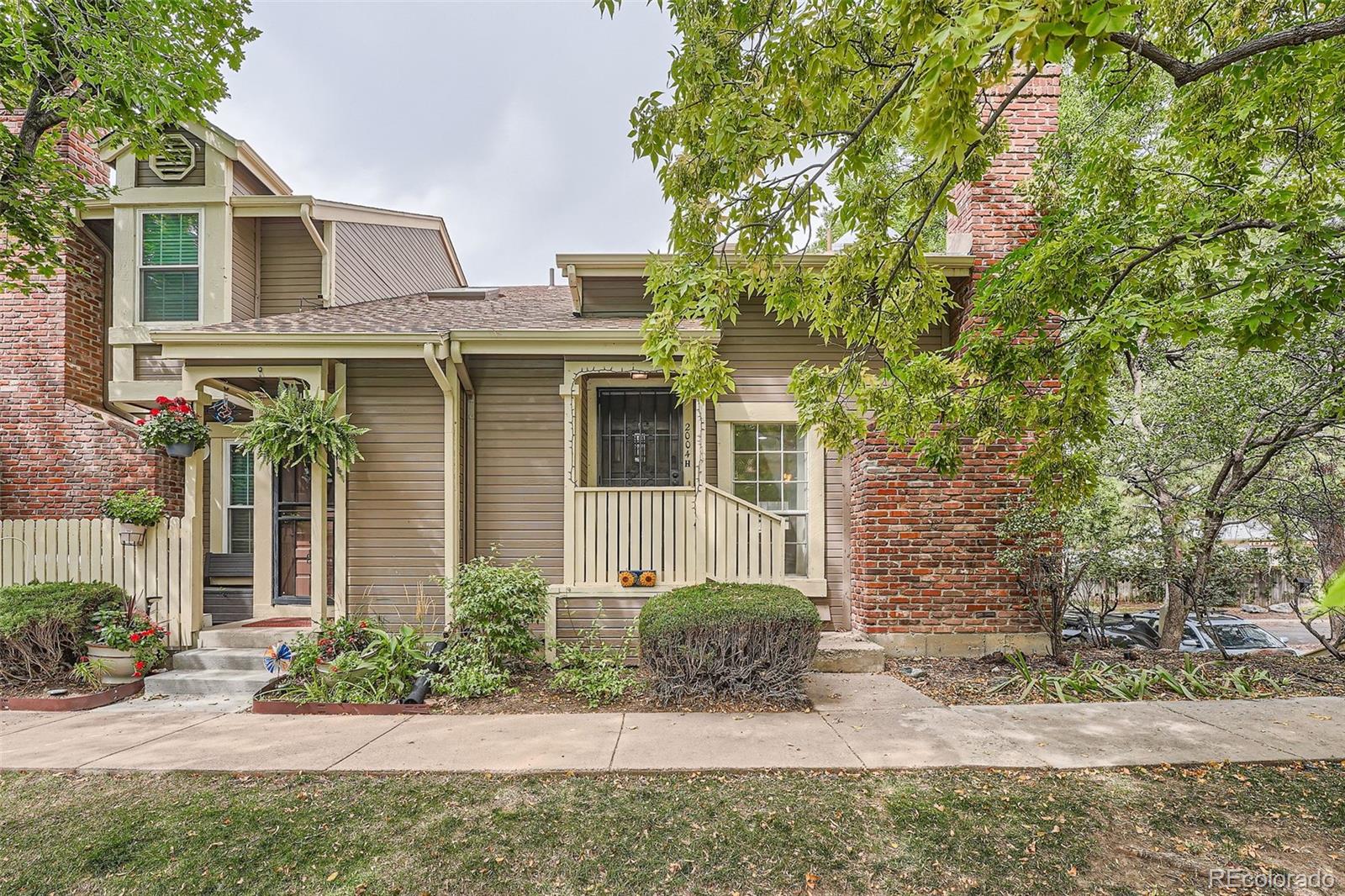 2004 S Helena Street Unit: H