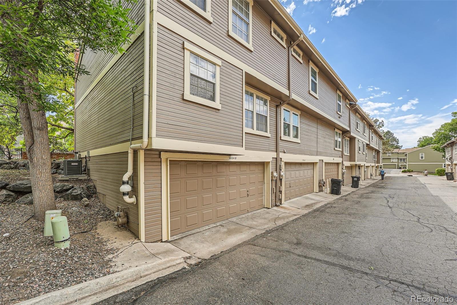 2004 S Helena Street Unit: H