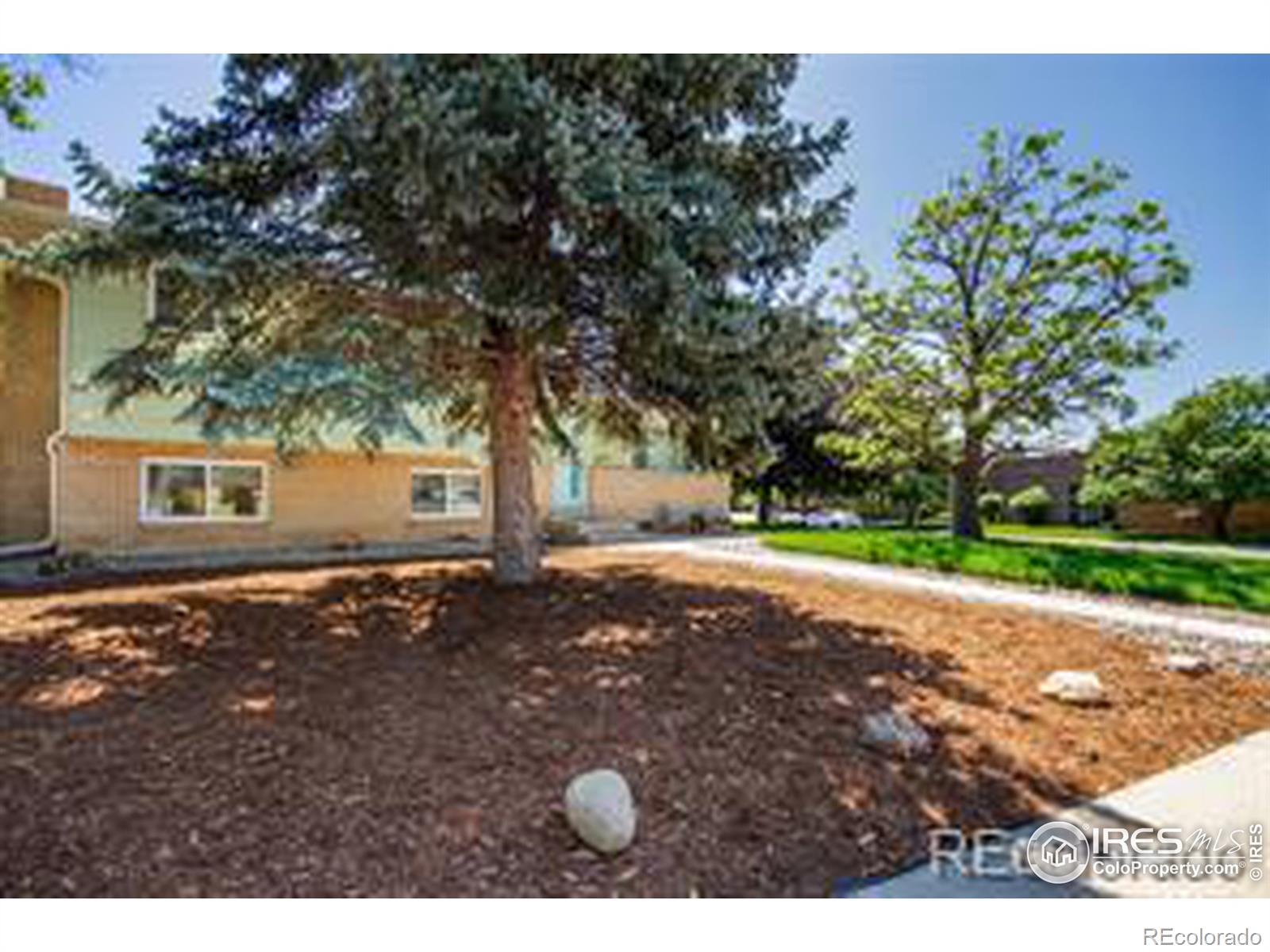 1402 Sherri Mar Street