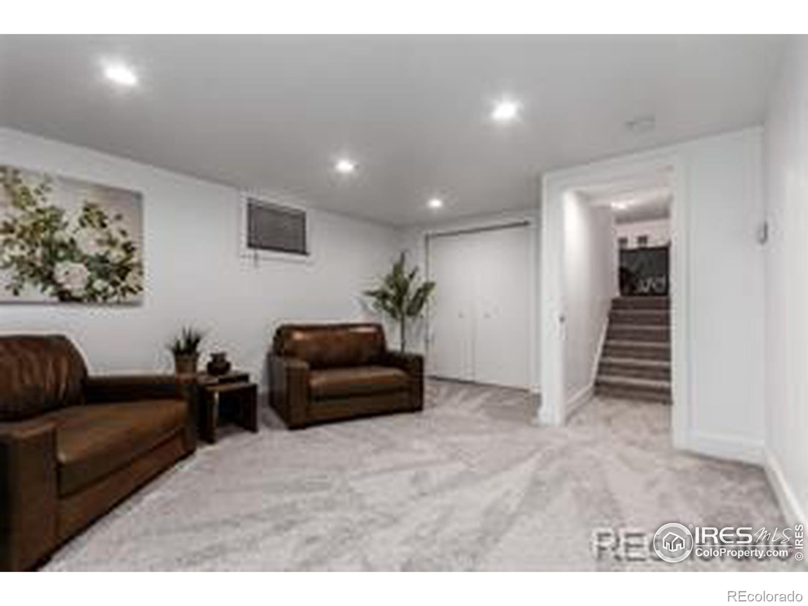 1402 Sherri Mar Street