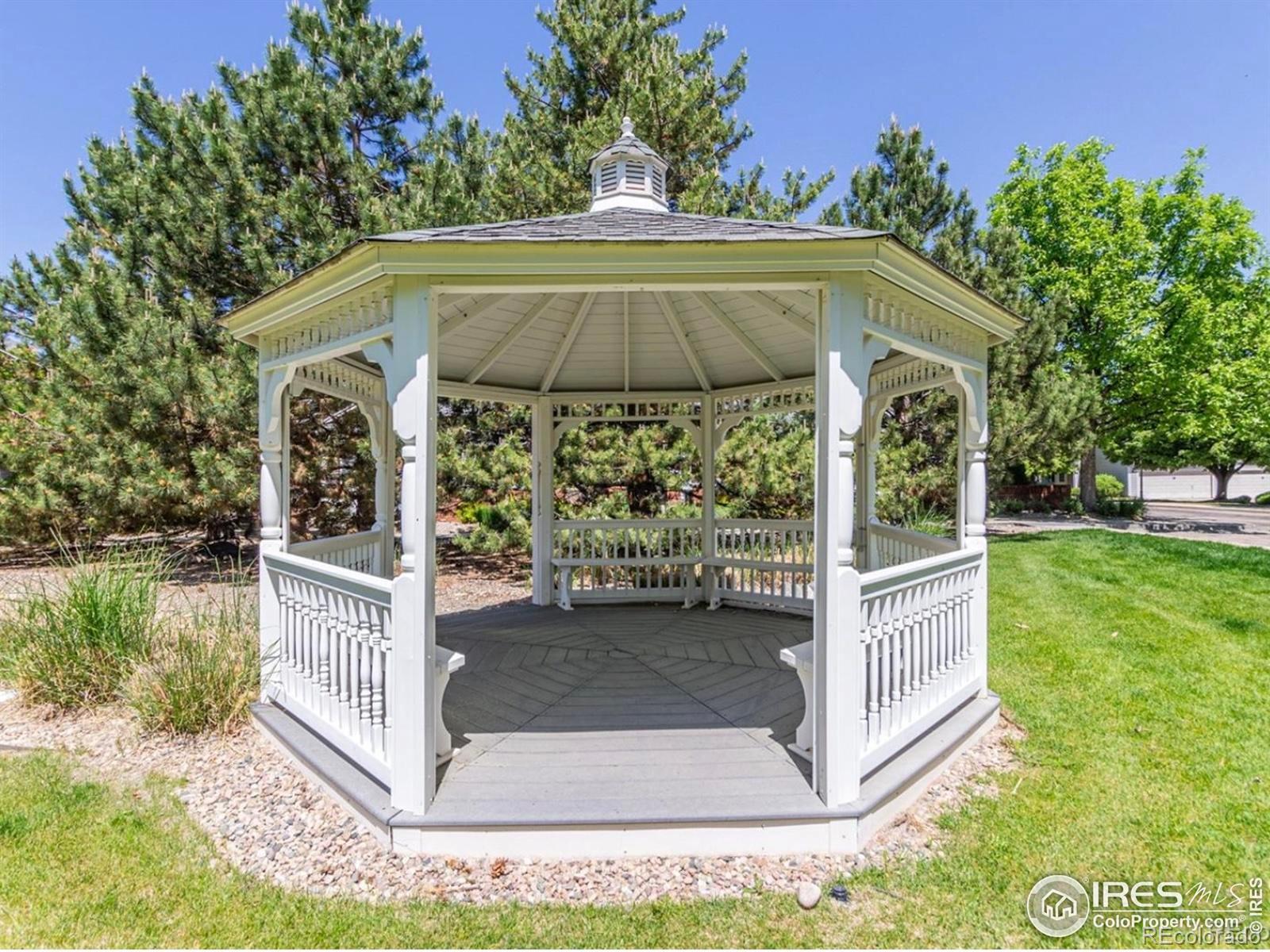 4500 Seneca Street Unit: 36