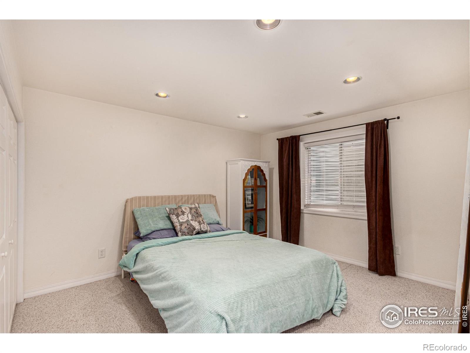 4500 Seneca Street Unit: 36