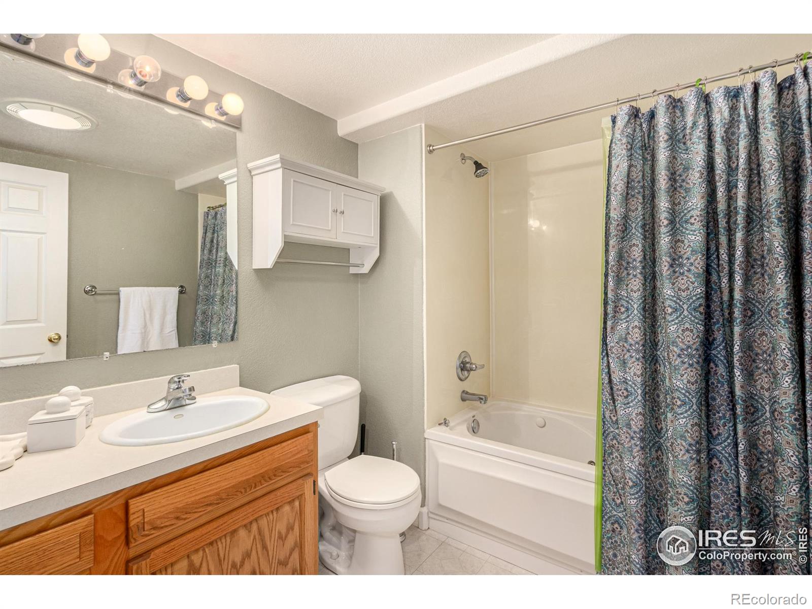 4500 Seneca Street Unit: 36