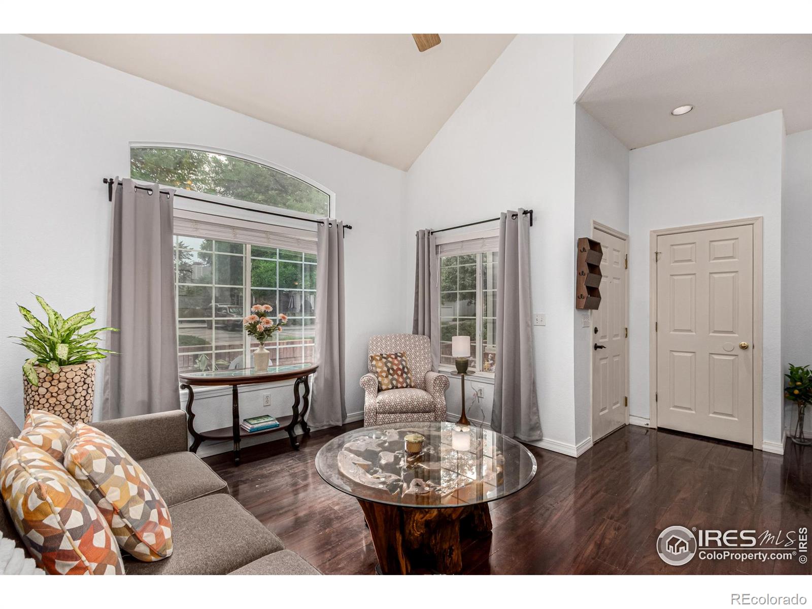 4500 Seneca Street Unit: 36