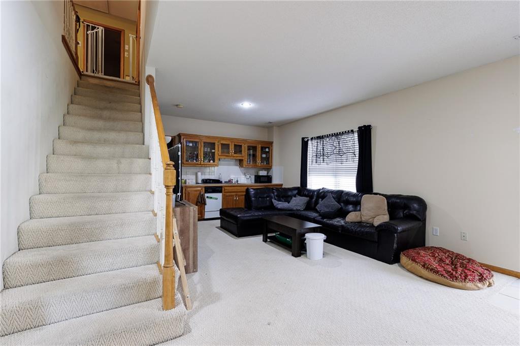 3409 S Arrowhead Court