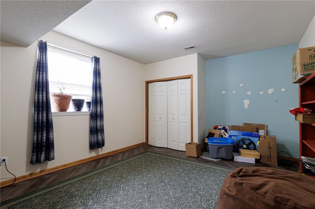 3409 S Arrowhead Court