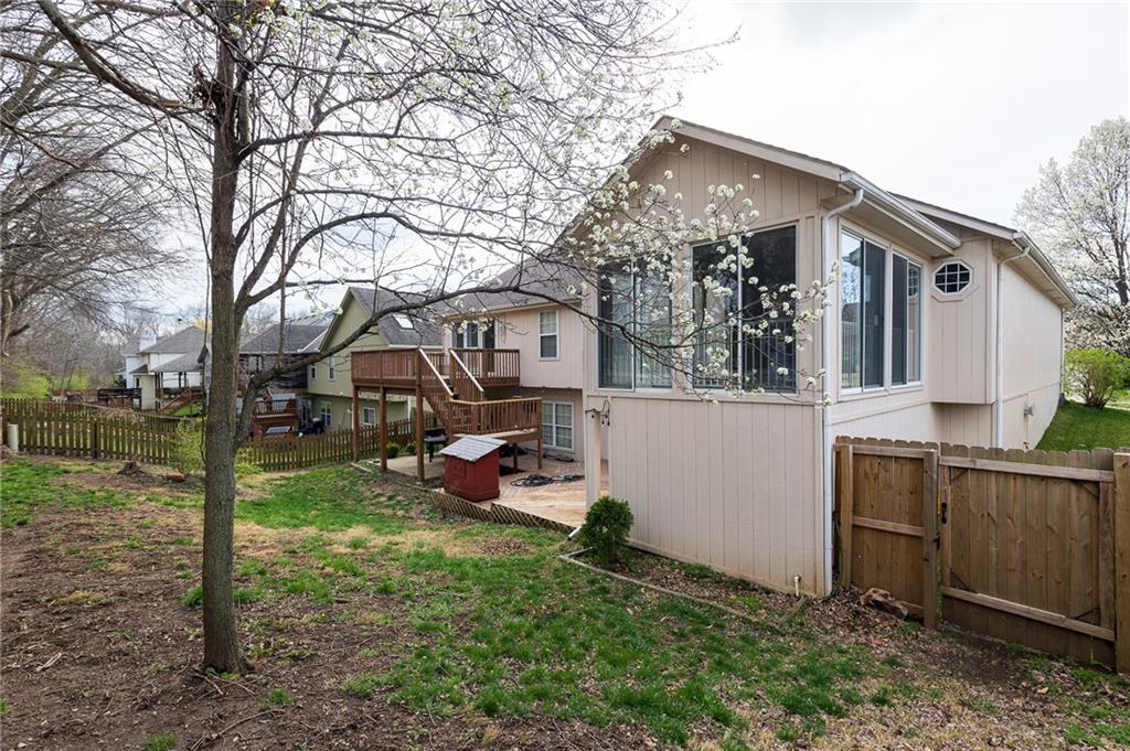 3409 S Arrowhead Court