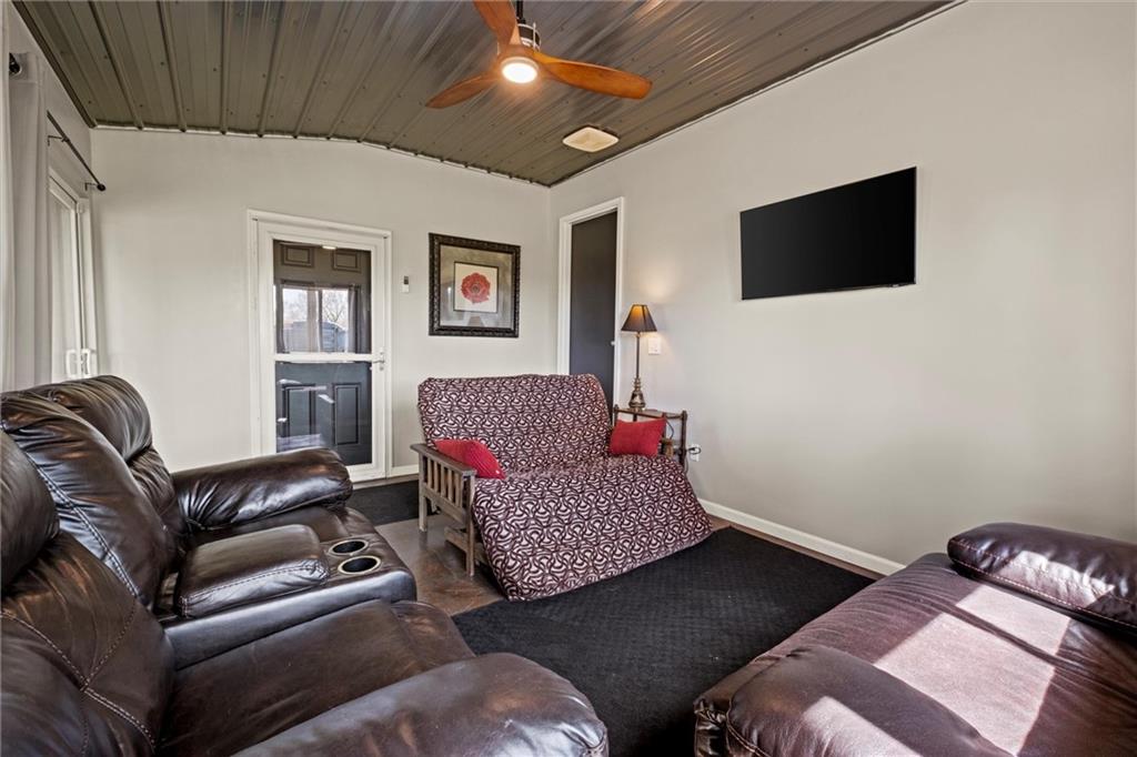120 Dockside Circle