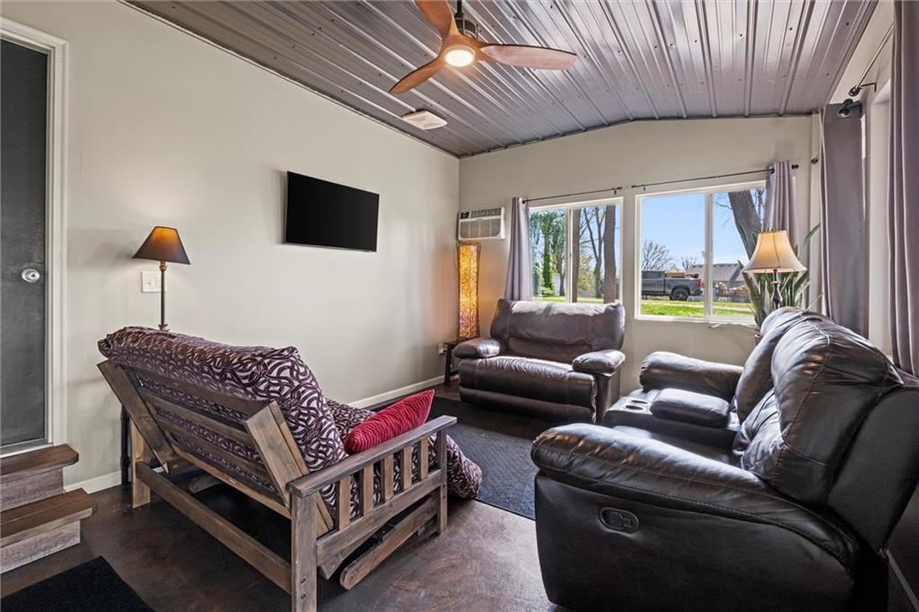 120 Dockside Circle