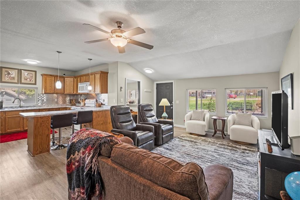 120 Dockside Circle