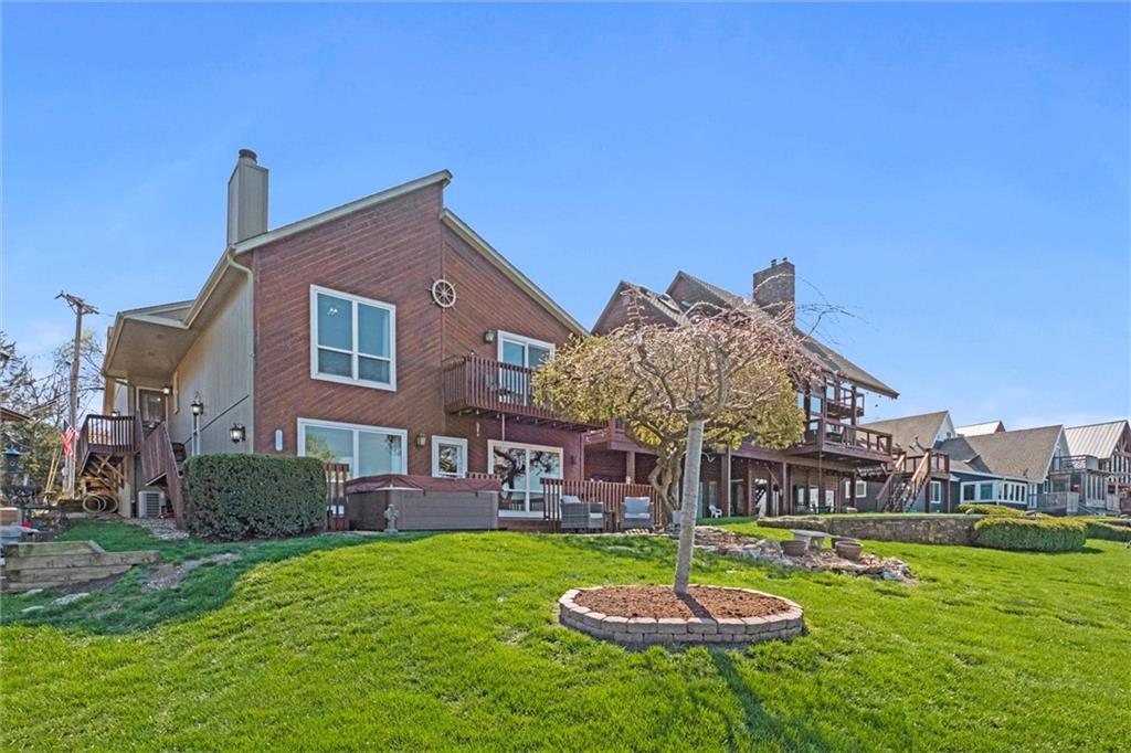 32 BEACH Drive