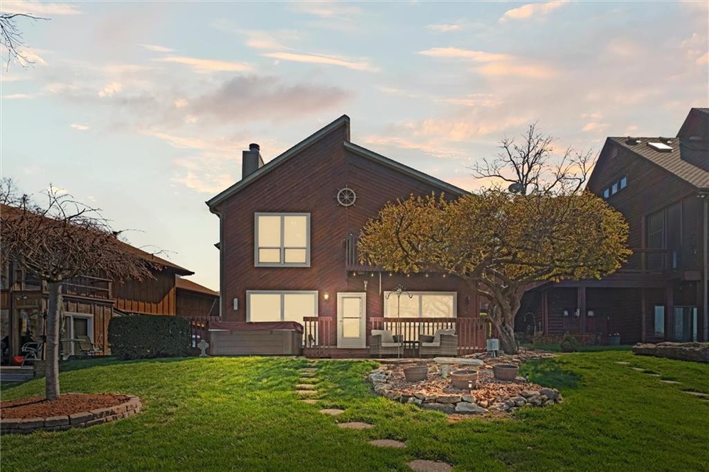 32 BEACH Drive