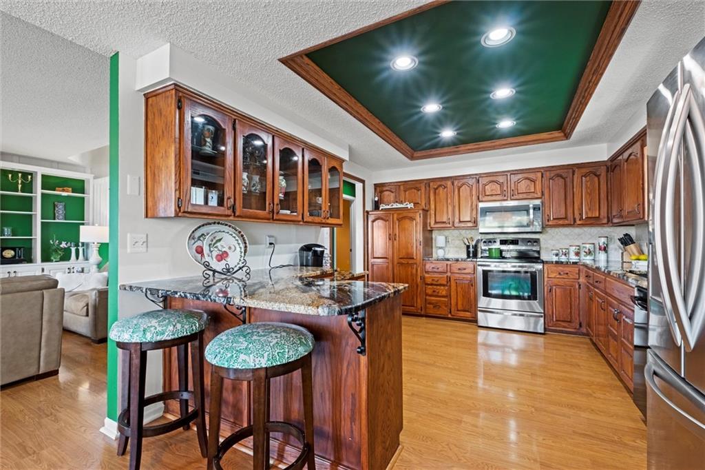 32 BEACH Drive