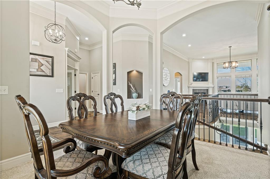 1202 Lakecrest Circle