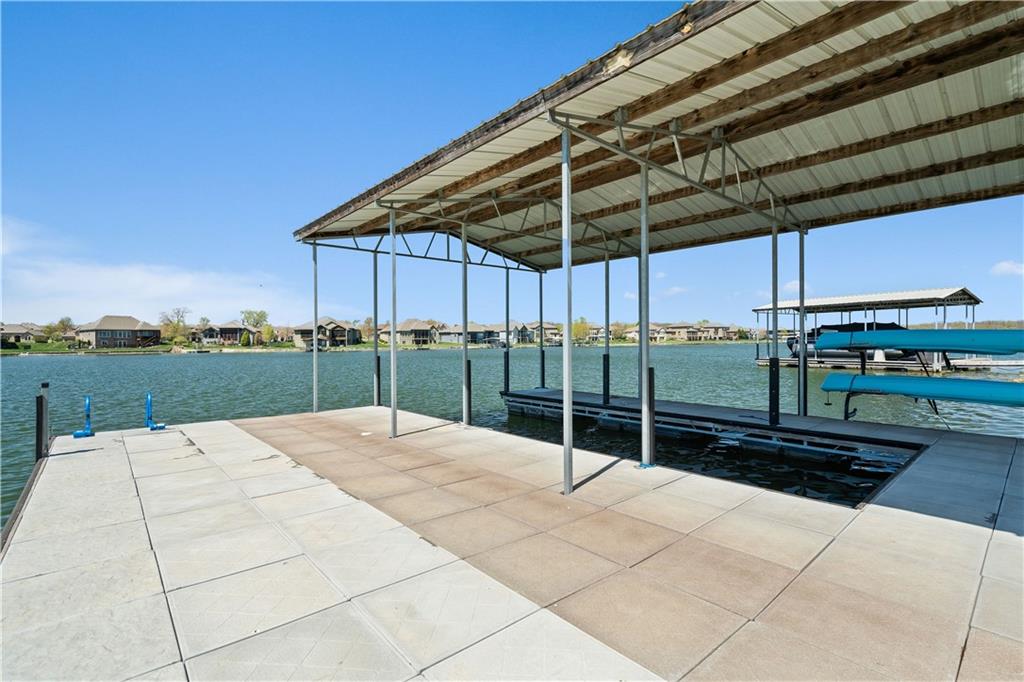 1202 Lakecrest Circle
