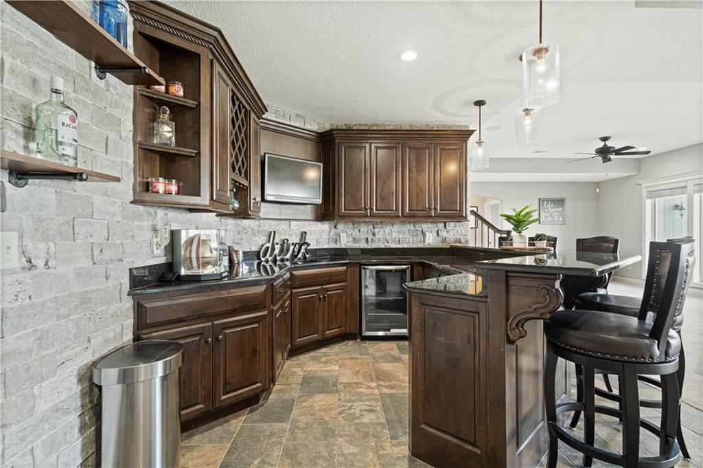 1202 Lakecrest Circle