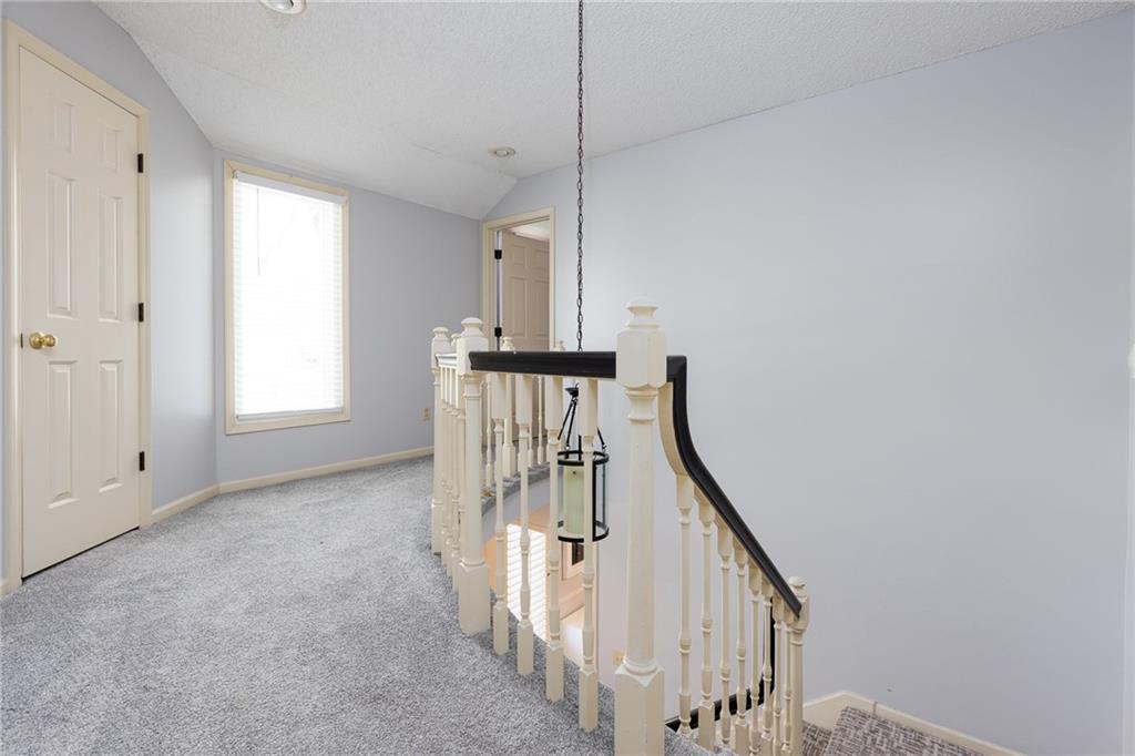 138 NE Edgewater Drive