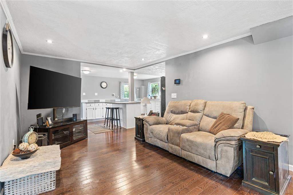 84 Anchor Drive