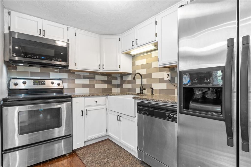 84 Anchor Drive