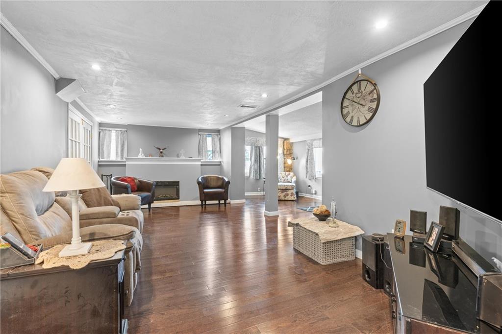84 Anchor Drive