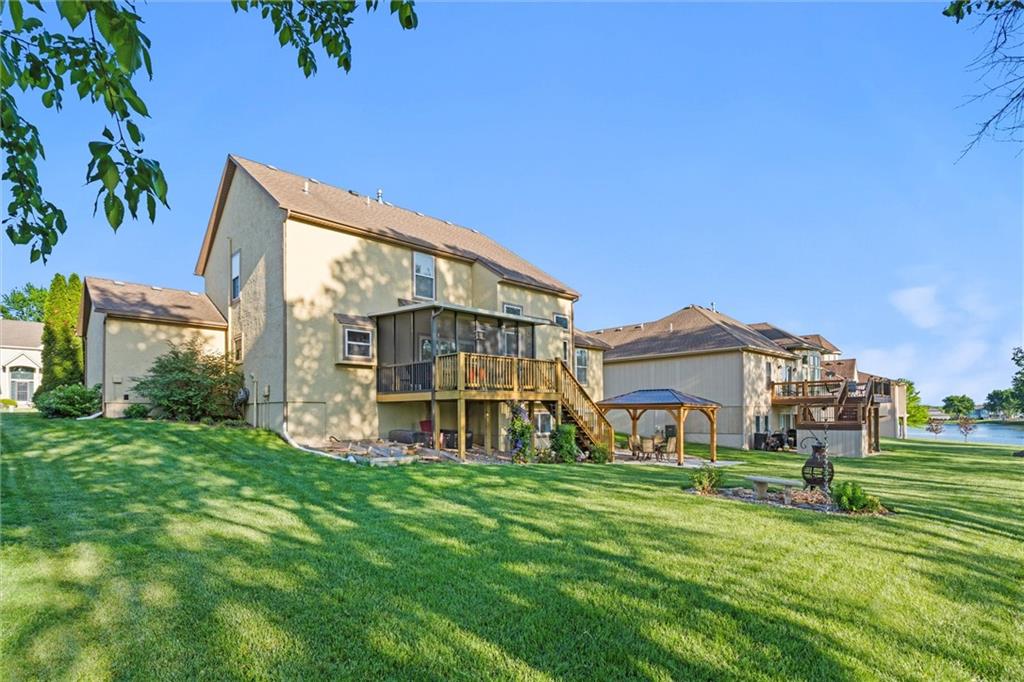 4120 SW Duck Pond Drive