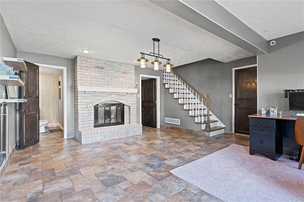 46 Emerald Shore Drive