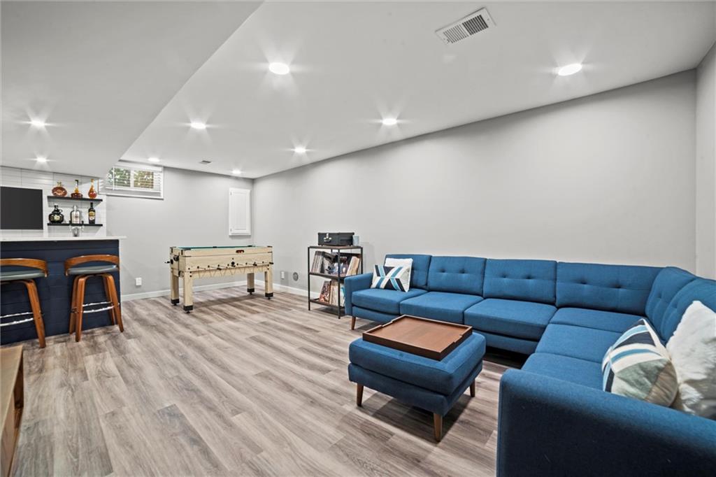 2516 SW 11TH Street