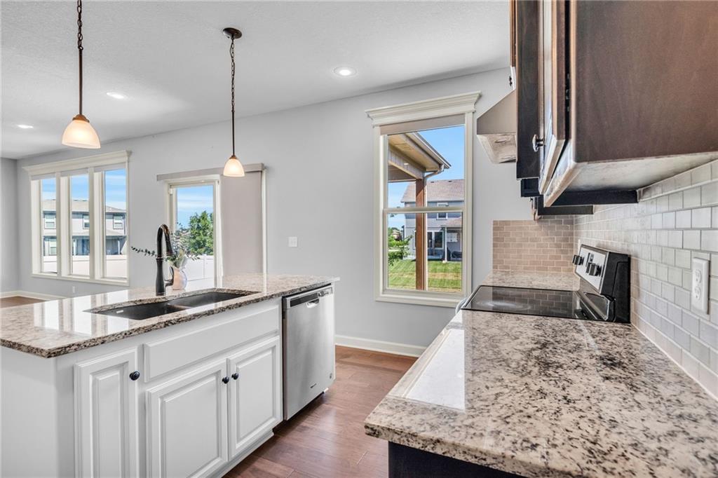 115 SE Briar Valley Lane
