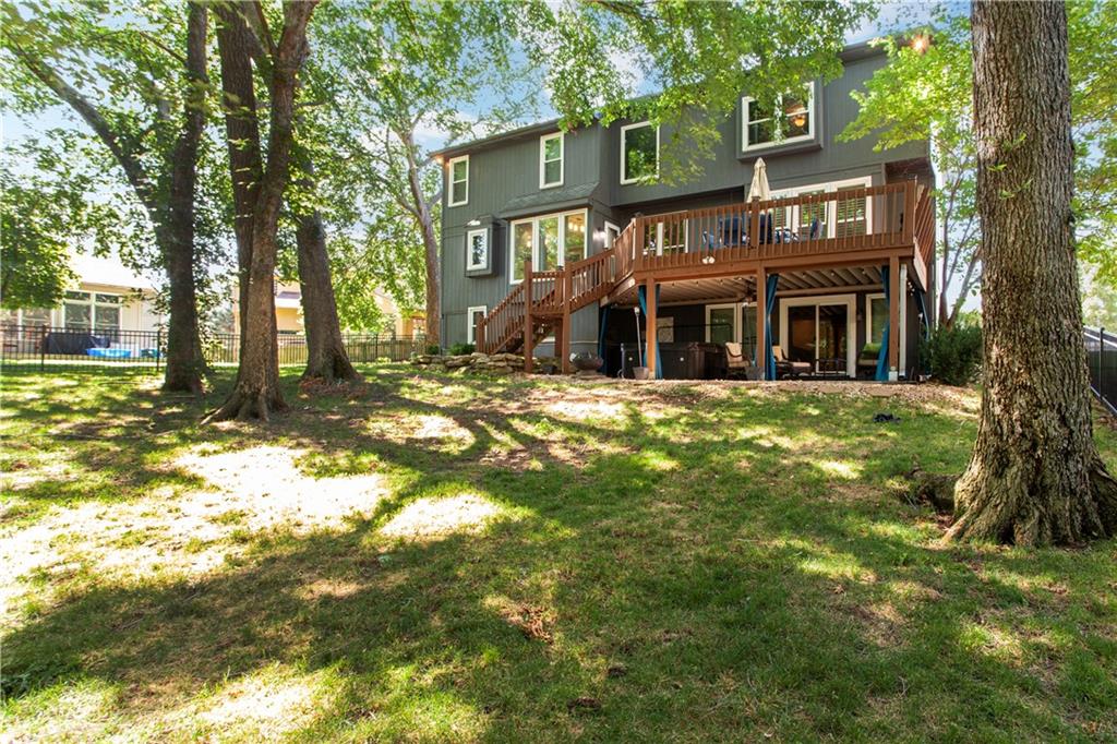 324 NW Bradford Street