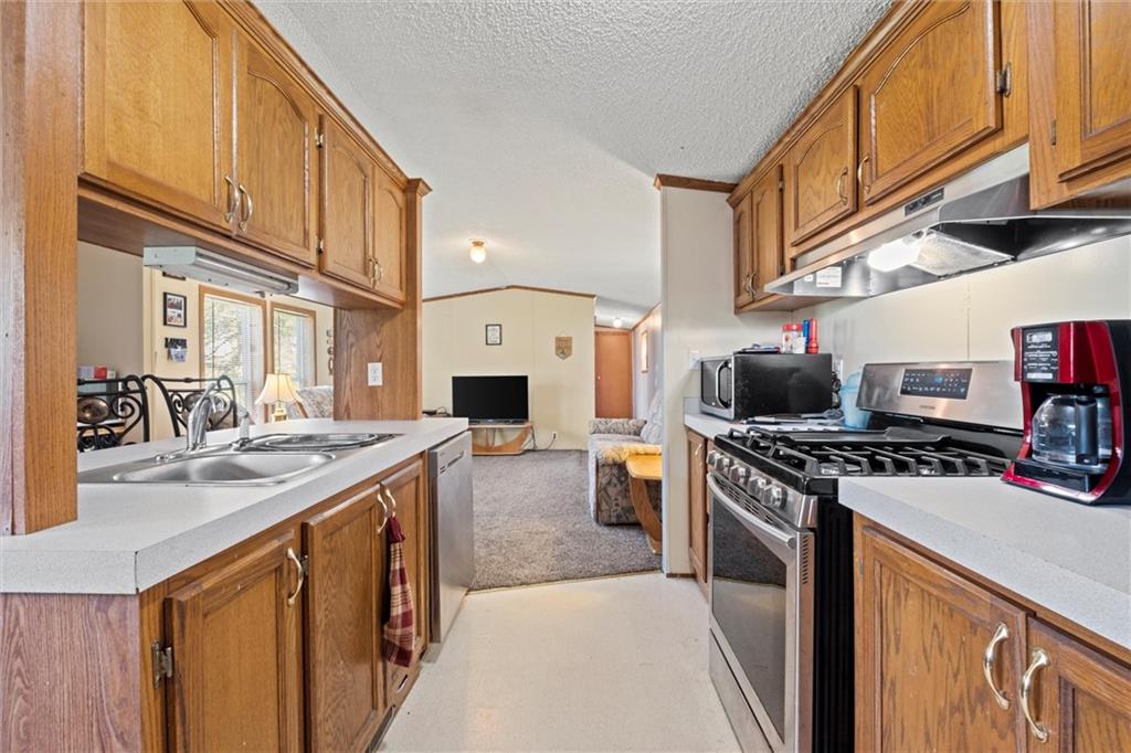 111 Racoon Court