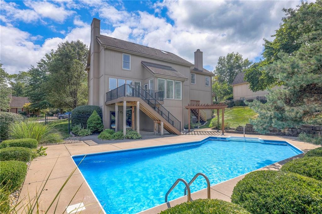 1804 SW Longview Terrace