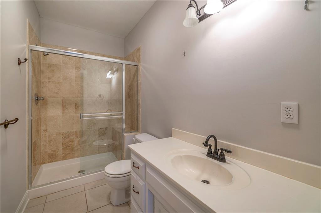 1804 SW Longview Terrace