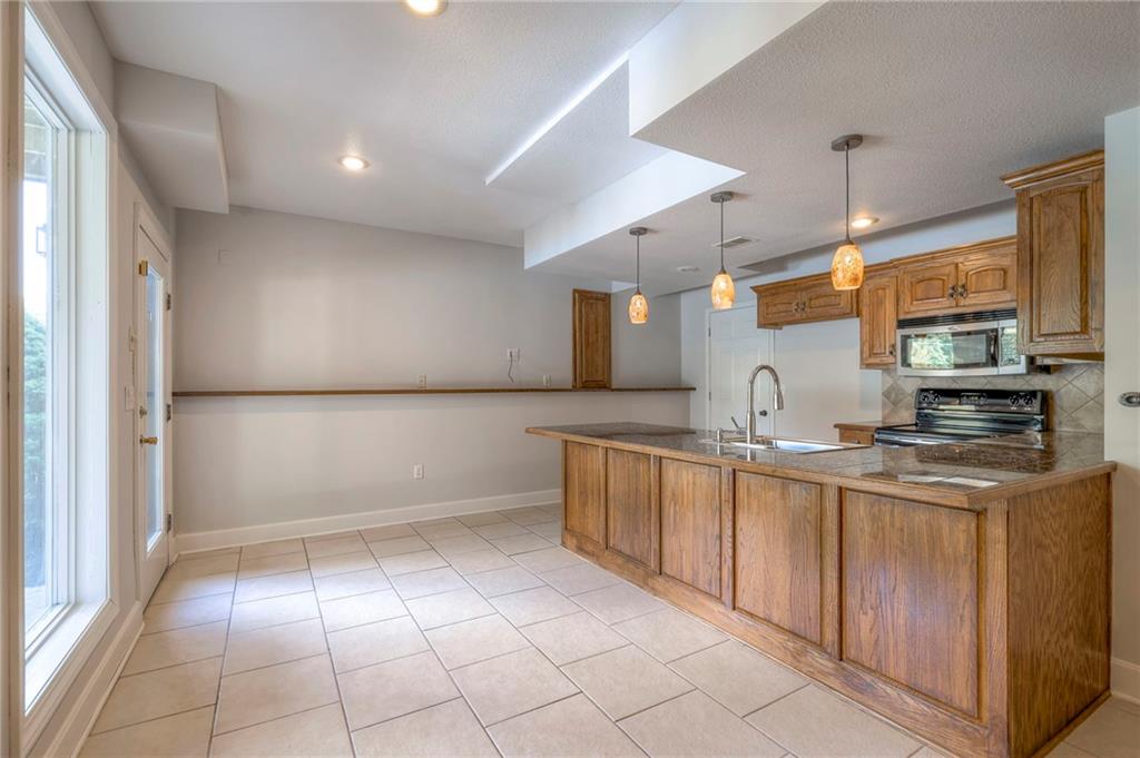 1804 SW Longview Terrace