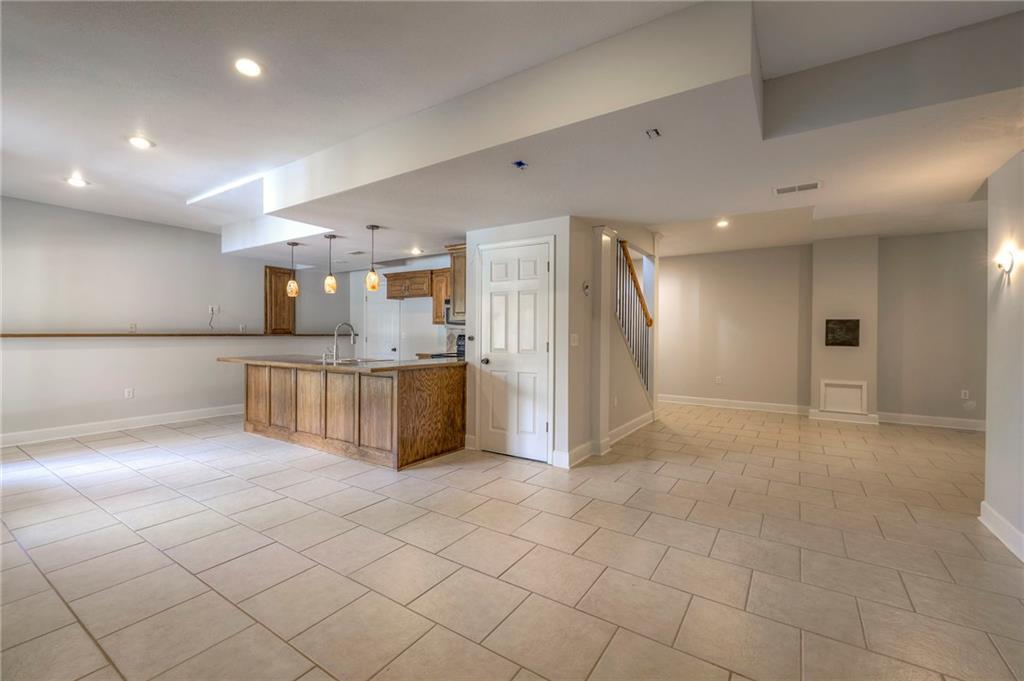 1804 SW Longview Terrace